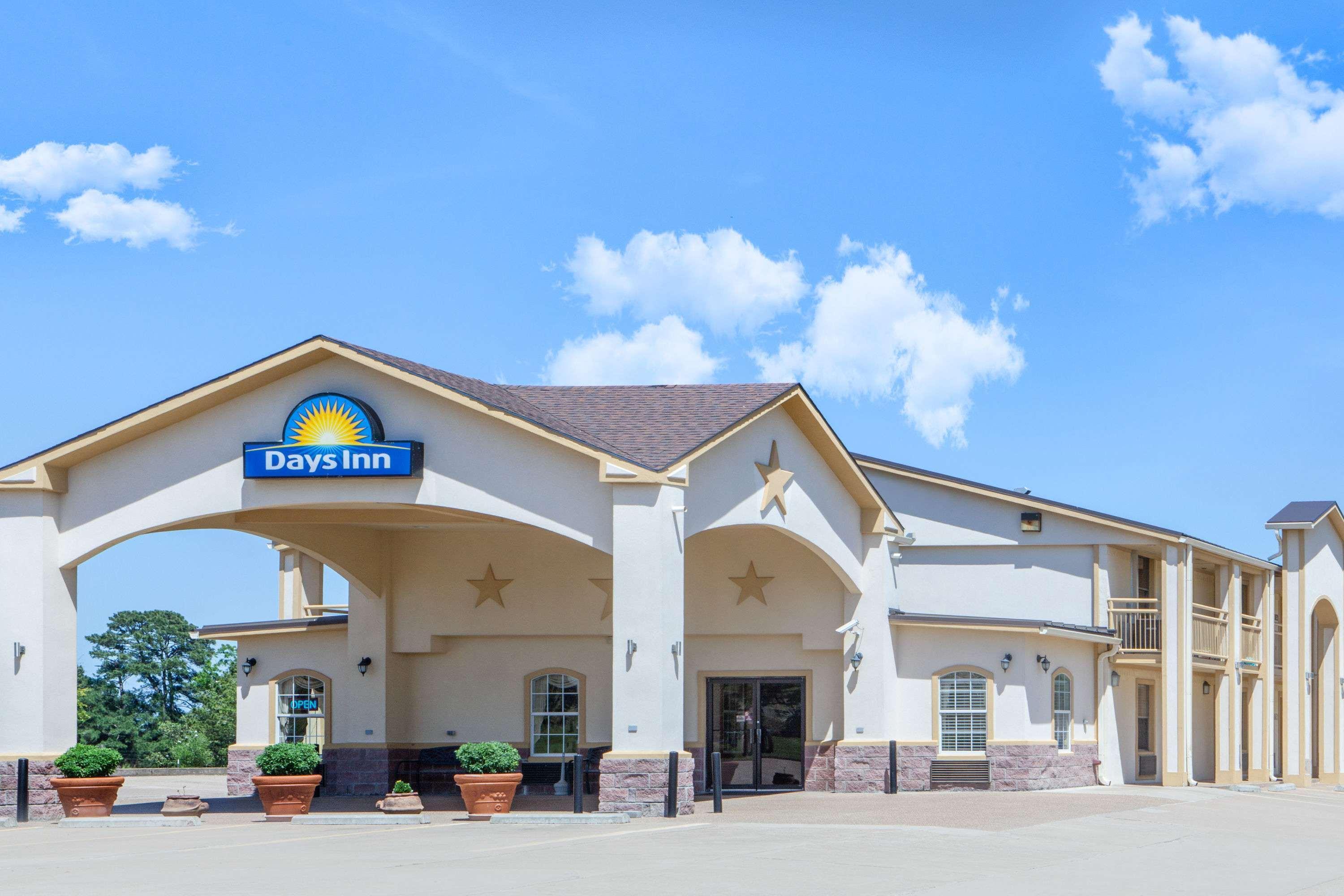 Days Inn By Wyndham Centerville Екстериор снимка